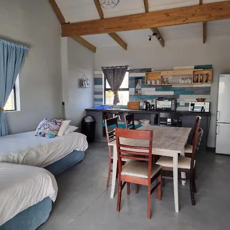 Rustic Hill Apartment Langebaan Exterior photo