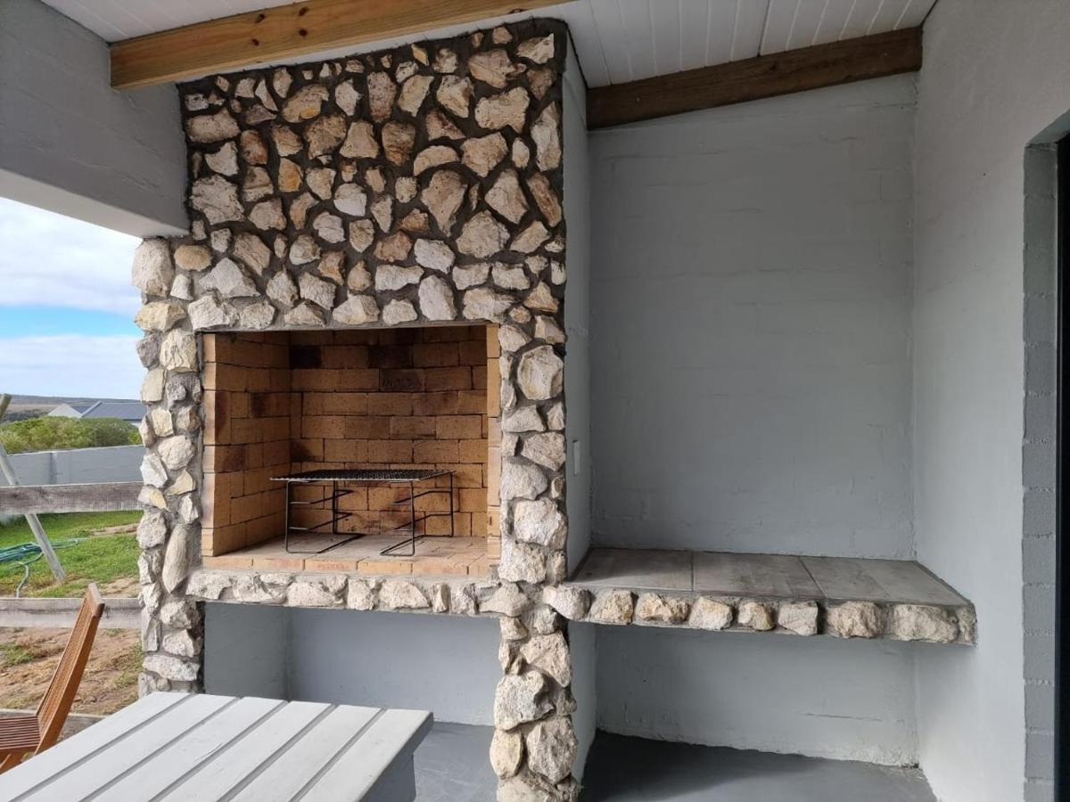 Rustic Hill Apartment Langebaan